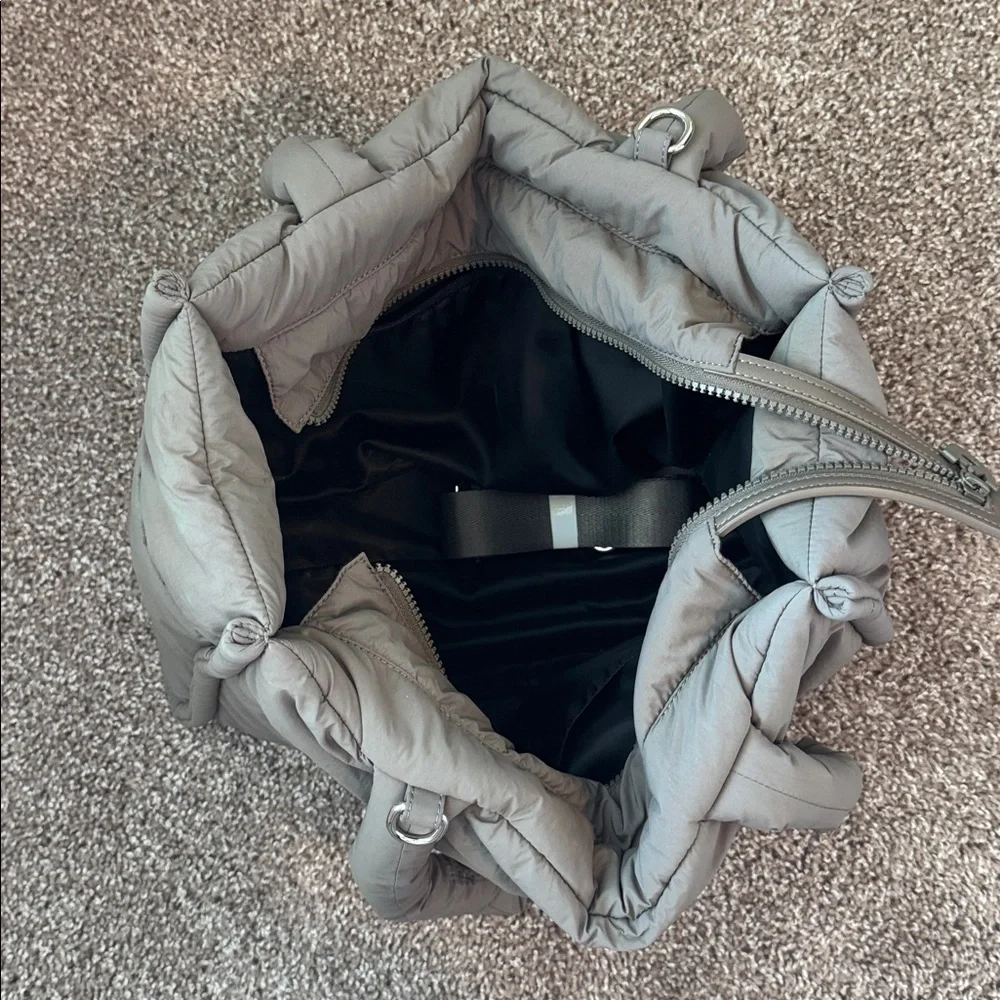 Thirty Years Drift Tote in Clay - Picture 3 of 4